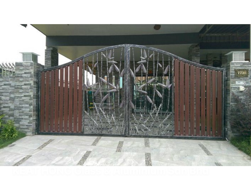Mild Steel Gate With Aluminium 25