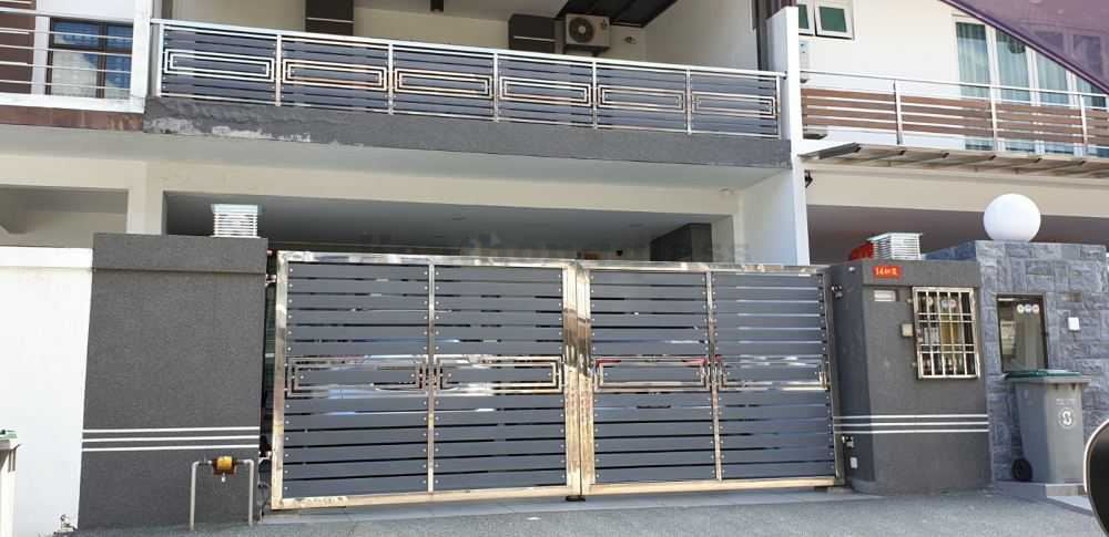 Stainless Steel Gate 8